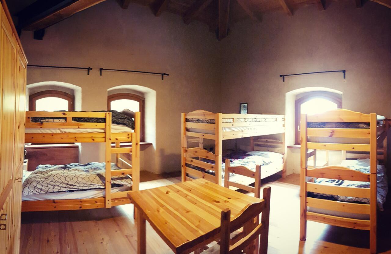 Forte Di Machaby Hostel Arnad Exterior photo